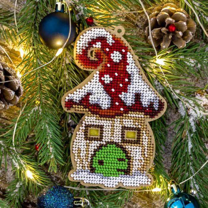 Набор для вышивания бисером по дереву Волшебная страна FLK-387, 8х12,5 см